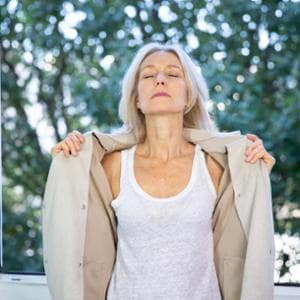 Menopausa, un braccialetto refrigerante contro le vampate