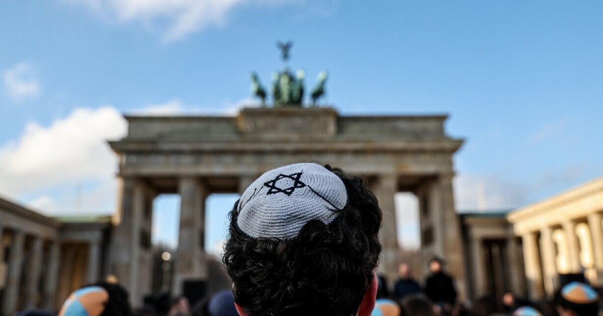 La maledizione di Israele. Un libro di Niram Ferretti