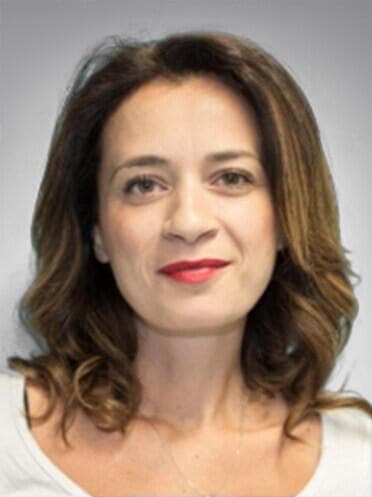 La dottoressa Alessia Mammaro, medico chirurgo e specialista in Ostetricia e Ginecologia