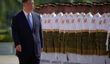 "Alti ufficiali militari rimossi": cosa c'è dietro le nuove purghe di Xi. Cosa succede in Cina