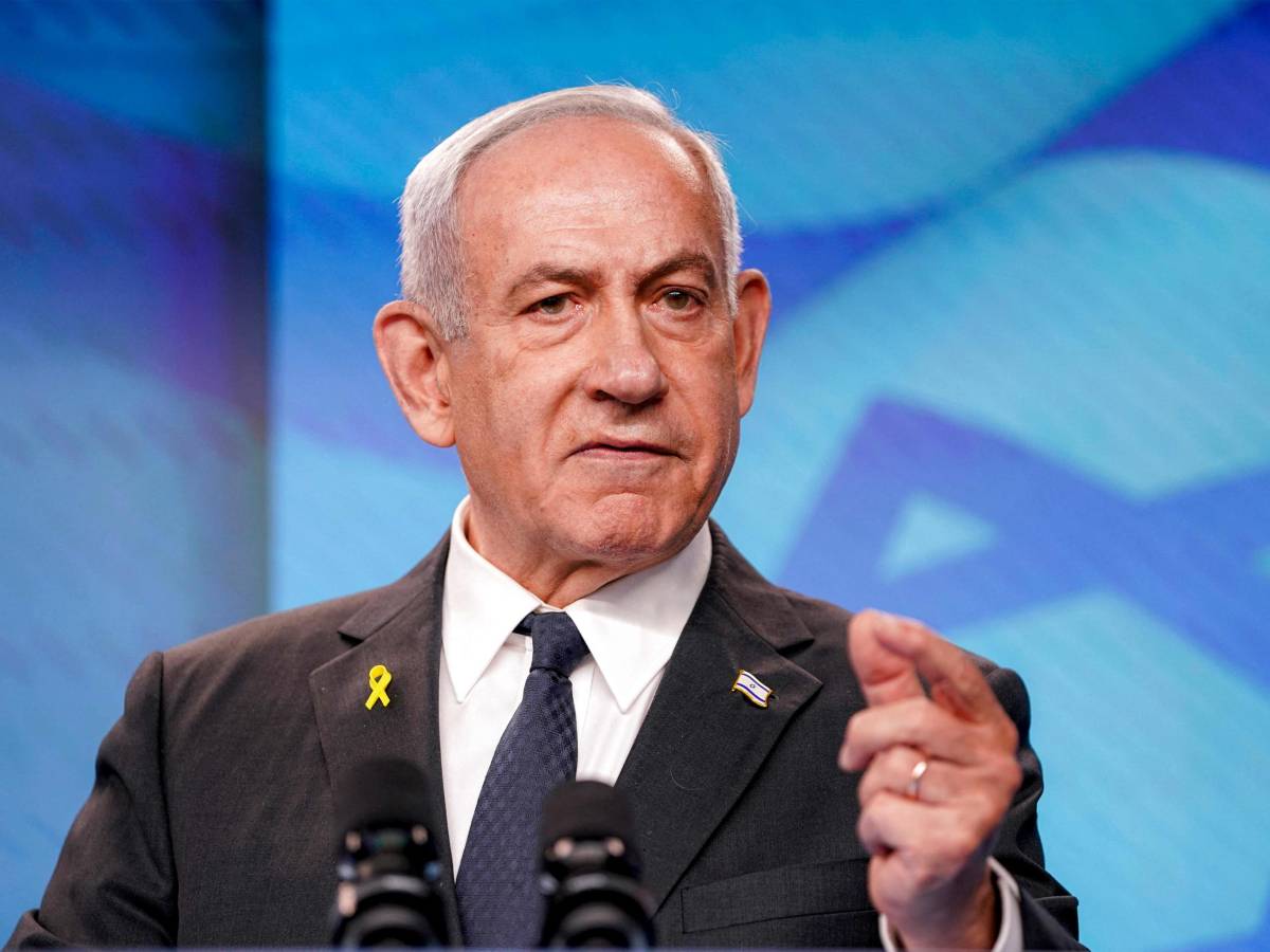 Il giallo dell'arrivo, la sedia vicino ad Abu Mazen, il no definitivo: perché Netanyahu ha dato forfait