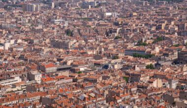 Shock in Francia: una grande città è ora la terza più sporca e tra le meno sicure d’Europa