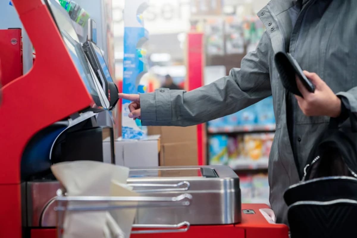 Controlli in uscita dal supermercato