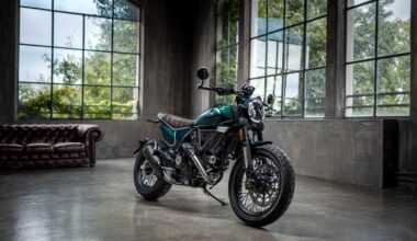 Scrambler Nightshift si veste di verde: arriva la livrea Emerald Green per il 2026 - News