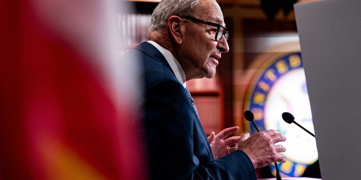 Niente accordo fra partiti sul debito. Mezza America chiude i battenti