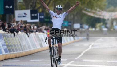 HERZOG REGALA L’ORO ALLA GERMANIA , UN GRANDE CAPELLO È D’ARGENTO, BRONZO PER GAFFNEY