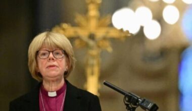 La prima "arcivescova" di Canterbury crea problemi e opportunità per il Papa