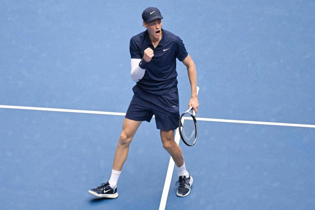 Sinner batte Altmaier e il caldo nel debutto a Shanghai: "Devo conservare energie"