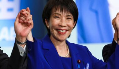 Ultraconservatrice e anticinese: è la prima donna premier a Tokyo