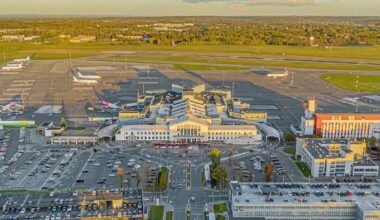 Palloni aerostatici per contrabbandare sigarette: chiuso l'aeroporto di Vilnius per interferenze