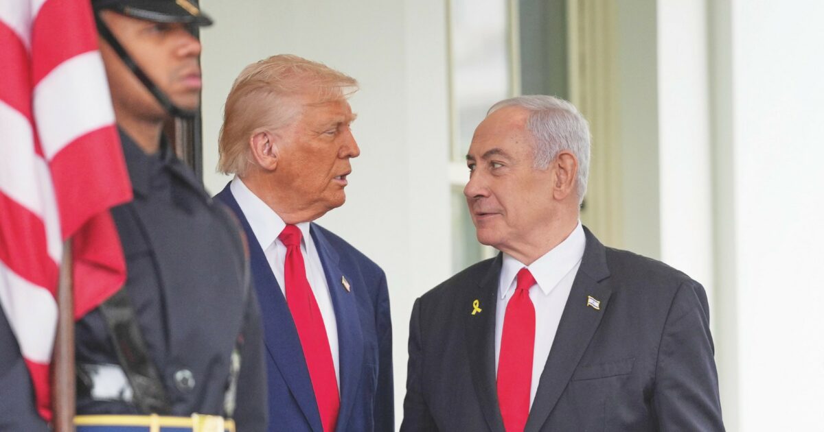 Gaza, al via in Egitto i colloqui per la tregua. Trump: "Dialogo proficuo con Hamas. La prima fase dovrebbe finire in settimana"