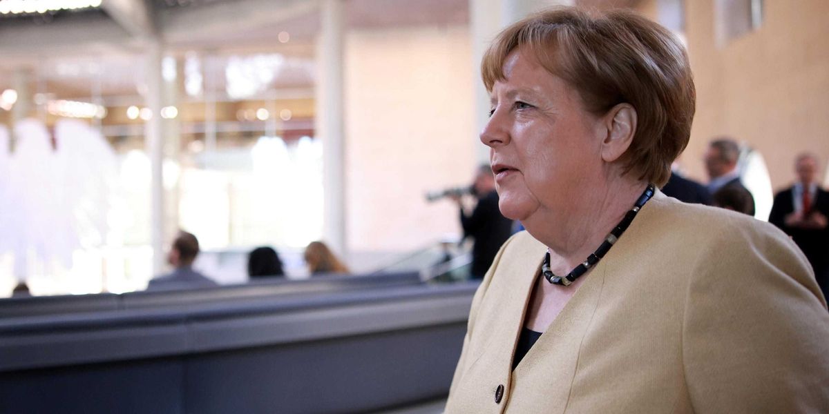 Il nuovo siluro della Merkel: la guerra in Ucraina è stata colpa dei baltici e dei polacchi