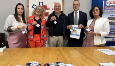 Autismo e moschettoni per le immagini. Sono uno strumento di facilitazione per una comunicazione immediata e funzionale