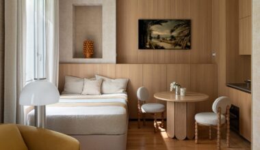 Una mini-casa di 29 mq impreziosita dal legno