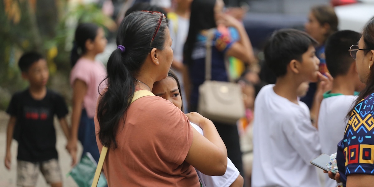 C'è stato un terremoto di magnitudo 7.4 nelle Filippine