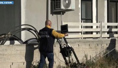 Una donna è accusata di aver ucciso e nascosto due neonati, a Reggio Calabria