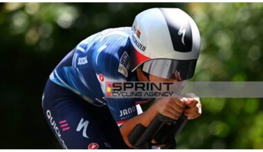 TOUR OF HOLLAND. HAYTER VINCE IL PROLOGO DE L'AIA SUL FILO DEI CENTESIMI