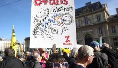 Francesi ancora in pensione a 62 anni per avere l’ok dei socialisti a Lecornu