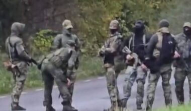 "Omini verdi" di Putin ai confini Nato: chi sono e perché la loro apparizione non è un buon segnale