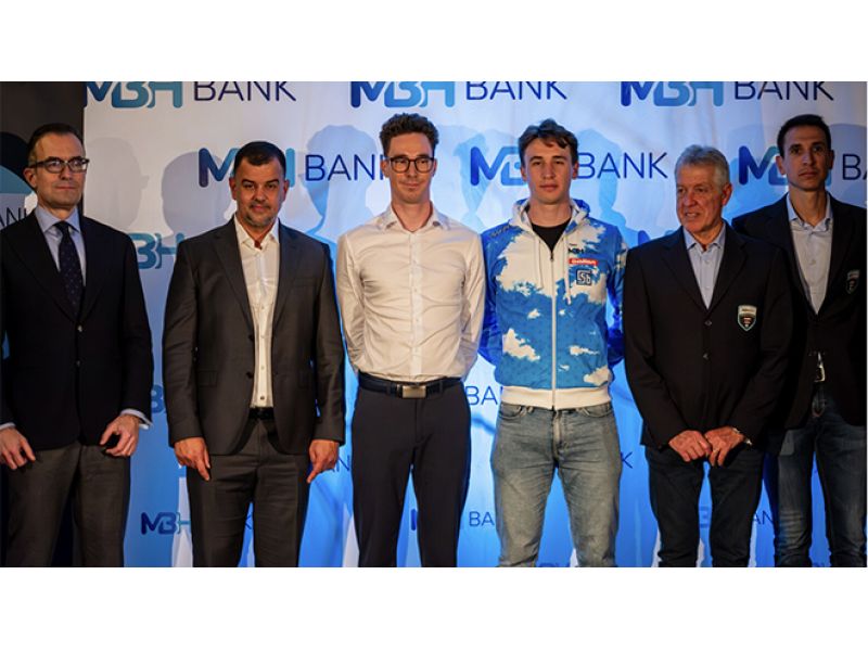 MBH BANK BALLAN CSB COLPACK. UFFICIALI GLI ARRIVI DI DINA E PEAK