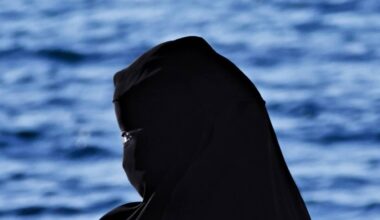 Stretta del Portogallo sul burqa, cambia la legge: ecco come