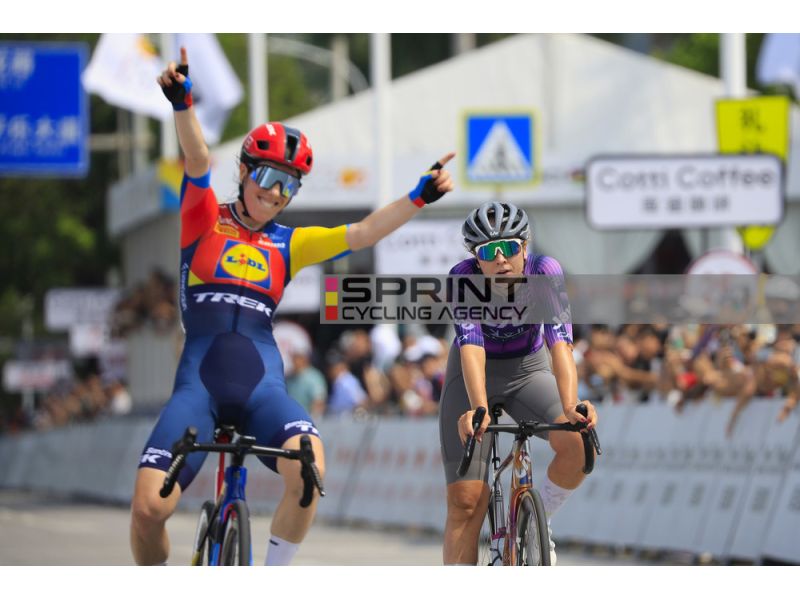 HENDERSON VINCE IL TESTA A TESTA CON ANDERSSON E LA LIDL-TREK FA 15 IN STAGIONE. 10ª GIULIANI