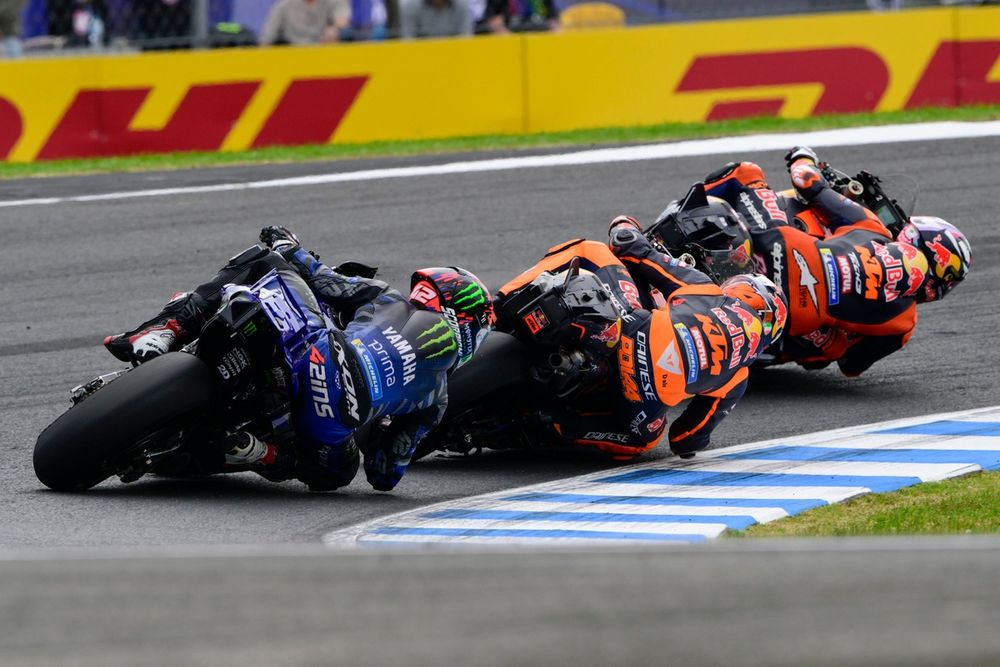 Alex Rins, Yamaha Factory Racing, dando caza a las KTM