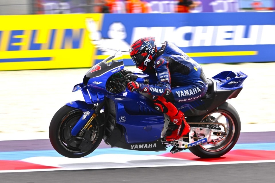 Augusto Fernández wild card in Malesia con la Yamaha V4