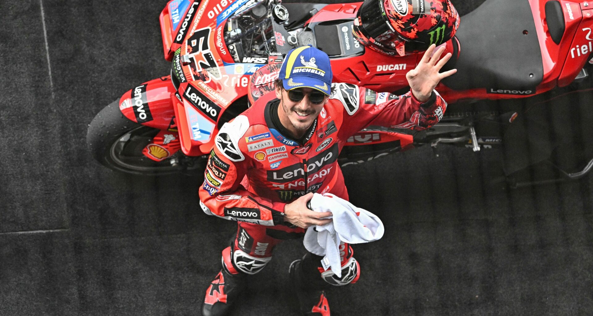 gli orari TV su Sky e TV8