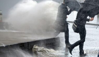 Vento ancora a tratti forte fino a lunedì e martedì con mareggiate, uno sguardo fino ad Halloween e Ognissanti « 3B Meteo