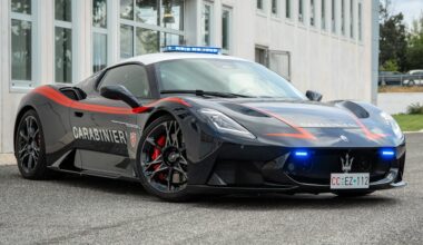 Maserati MCPura Carabinieri: le foto della supercar per l'Arma