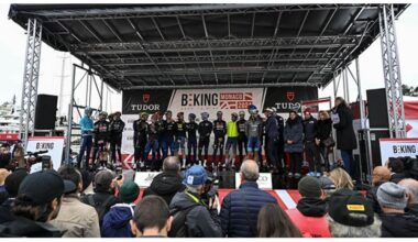 BEKING. FERRAND PREVOT E POGACAR GUIDANO UN CAST STELLARE