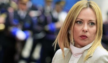 La Meloni butta i giudici giù dal ponte