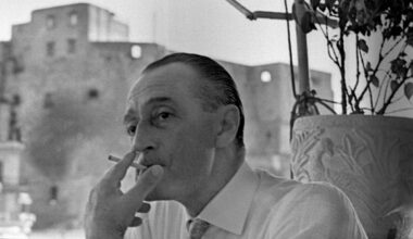 Totò e la sua Napoli. Così il "pazzariello" è diventato leggenda