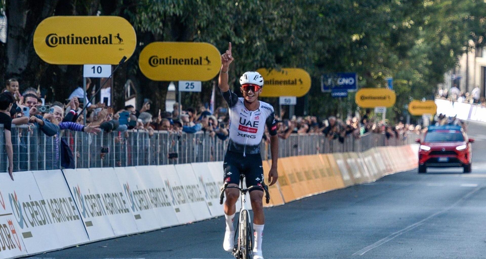 Del Toro scatenato, trionfo nel Gran Piemonte sul traguardo di Acqui