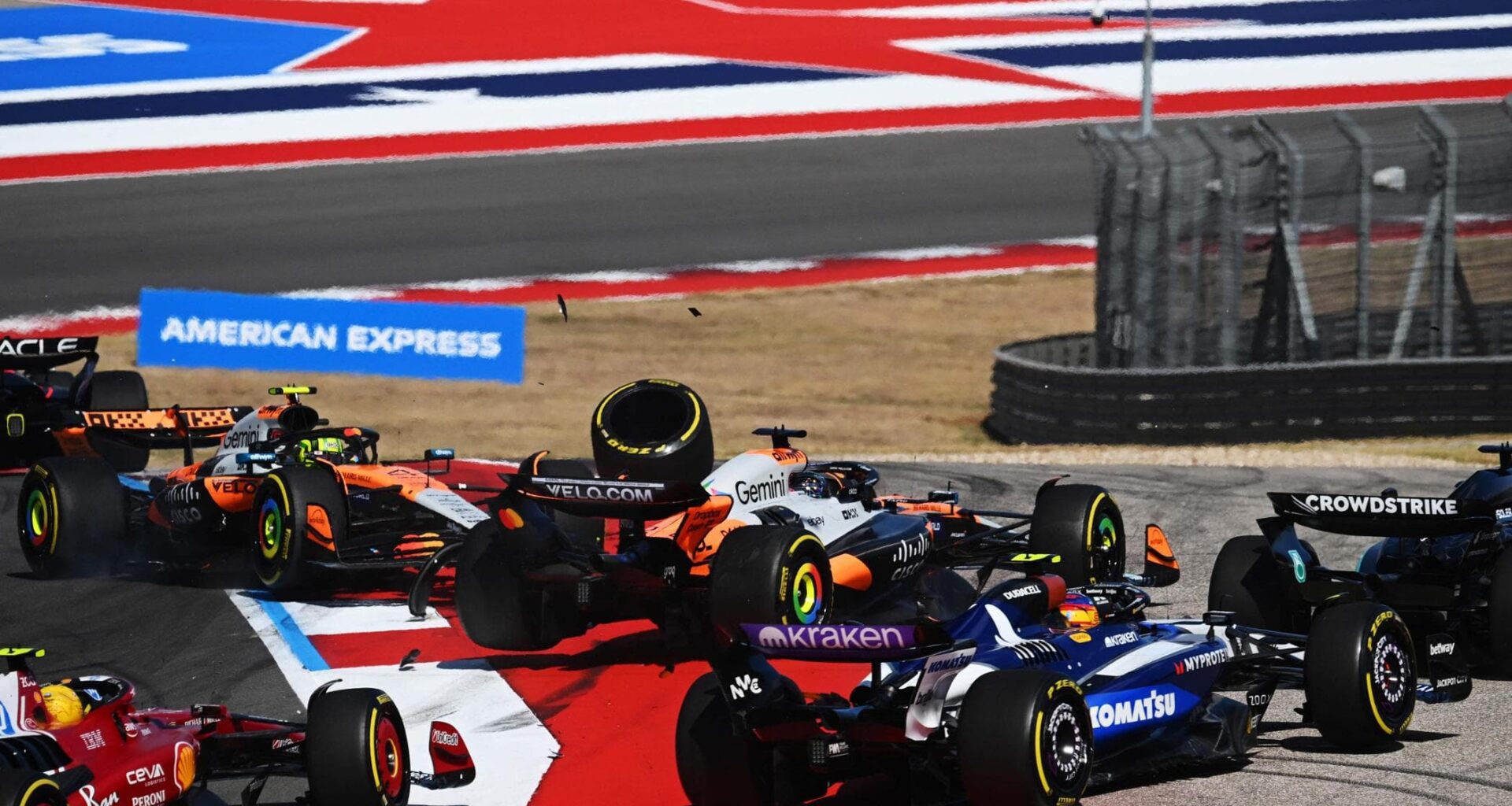 F1, la sprint race in diretta da Austin: fuori Norris e Piastri, vince Verstappen, Hamilton 4° - la Repubblica