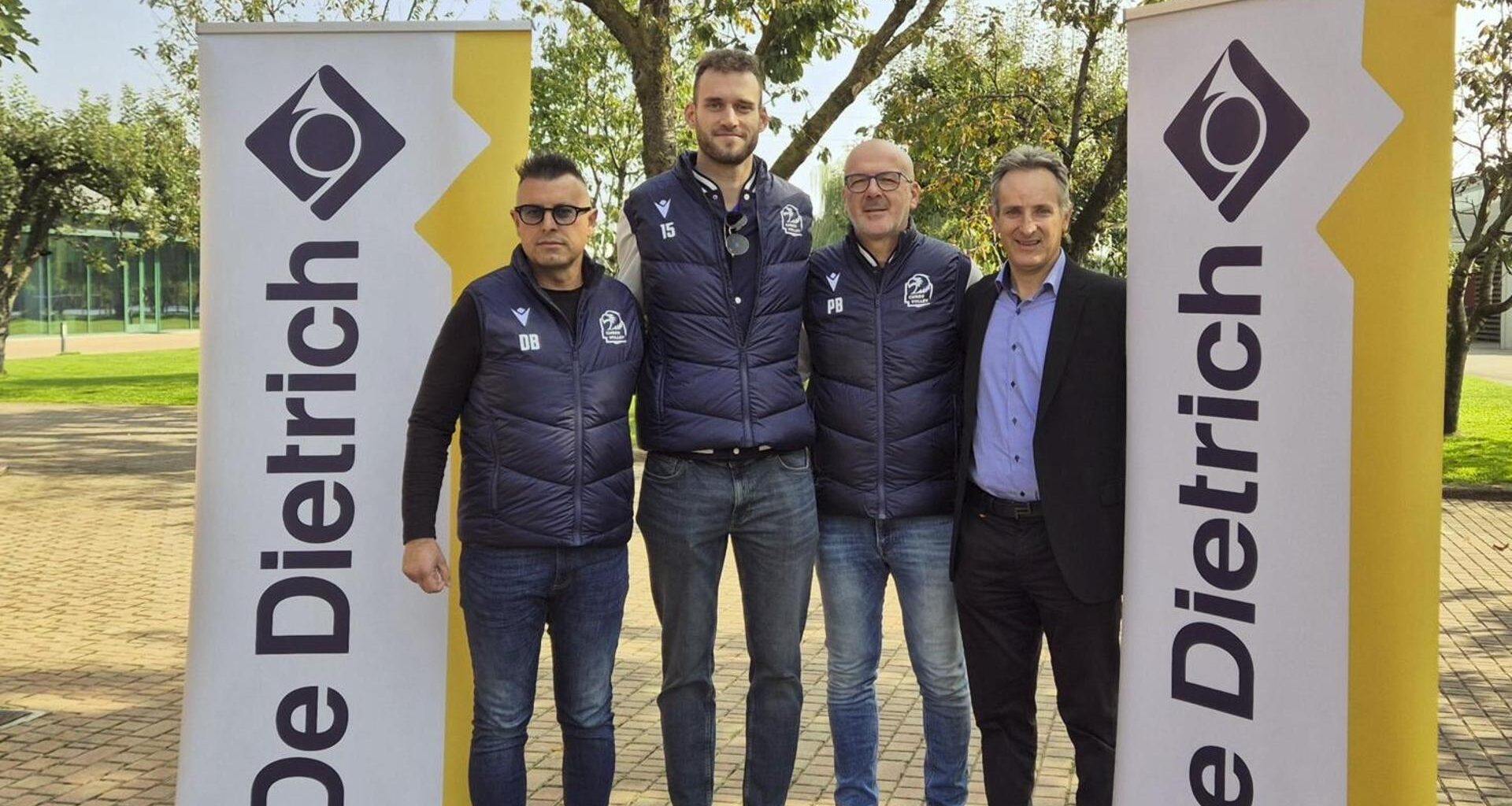 Le divise da gioco di Cuneo nella SuperLega: stasera alle 19 l’evento Volley Color - La Stampa