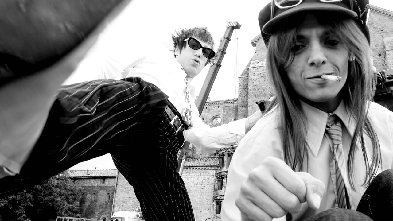 Lucio Corsi è uno dei pochi che vale ancora la pena vedere in concerto