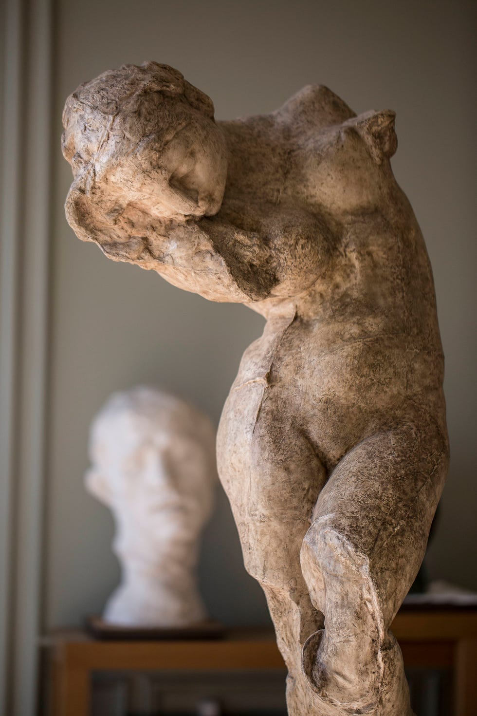 'la pensatrice' di rodin.