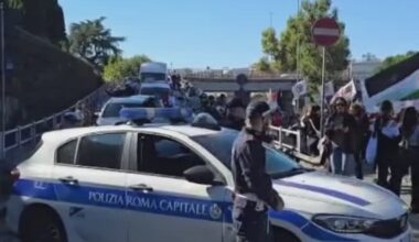 A Roma il corteo per la Flotilla conquista la tangenziale: la Questura autorizza, gli organizzatori: "SIamo 300.000"