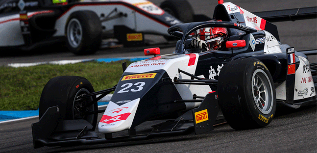 Hockenheim - Gara 2<br />Deligny tra SC e rossa<br />De Palo a -4 da Slater