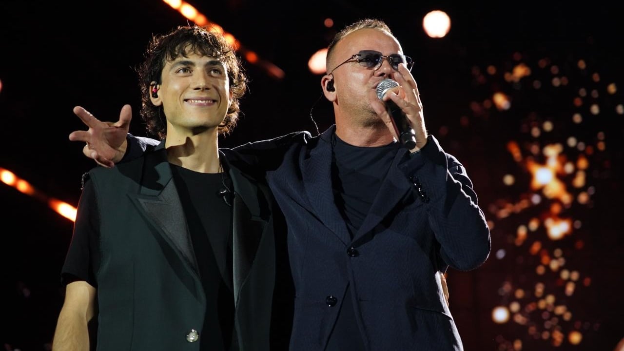 La vita di Gigi D'Alessio diventa un film: primo ciak a Napoli per Solo se canti tu