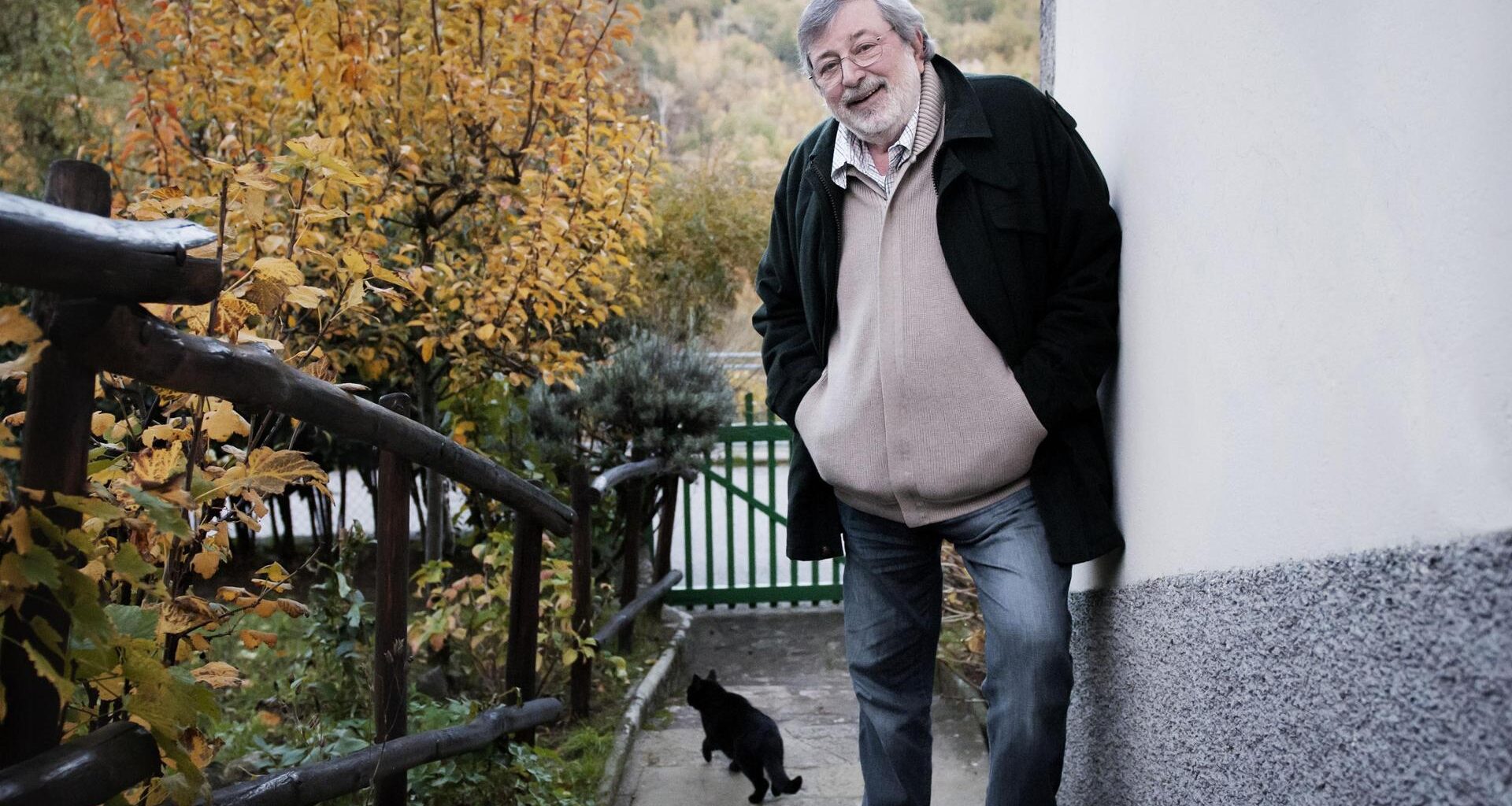 Guccini: “I briganti, i dazi e Pàvana, così sogno il romanzo che non riuscirò a scrivere”