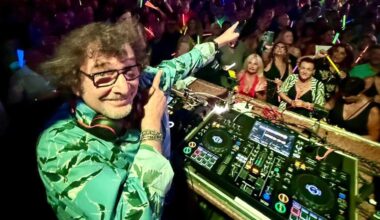 Cecchetto: “Gli scherzi di Fiorello, la scoperta di Jova. Con mia moglie sempre in camere separate”