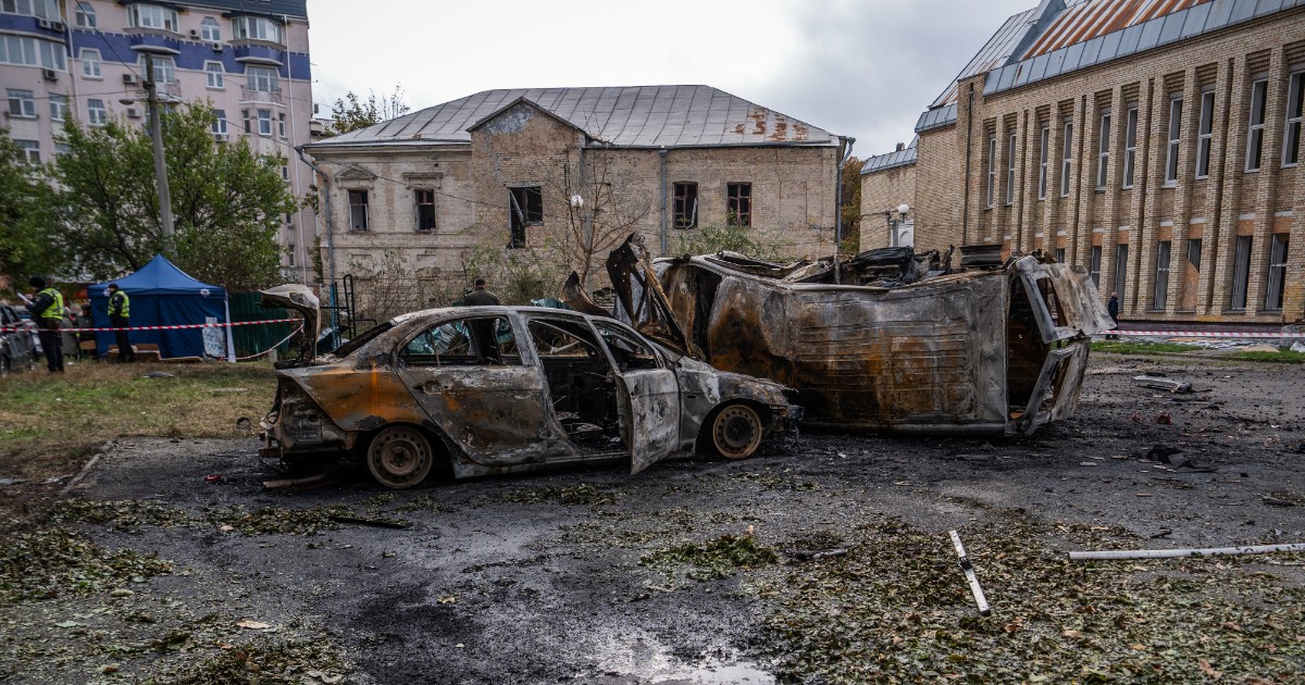 Mosca testa il missile a propulsione nucleare Burevestnik, Putin: "Unico al mondo". Cremlino: "Circondati 5mila soldati ucraini a Kupyansk" - Il Fatto Quotidiano