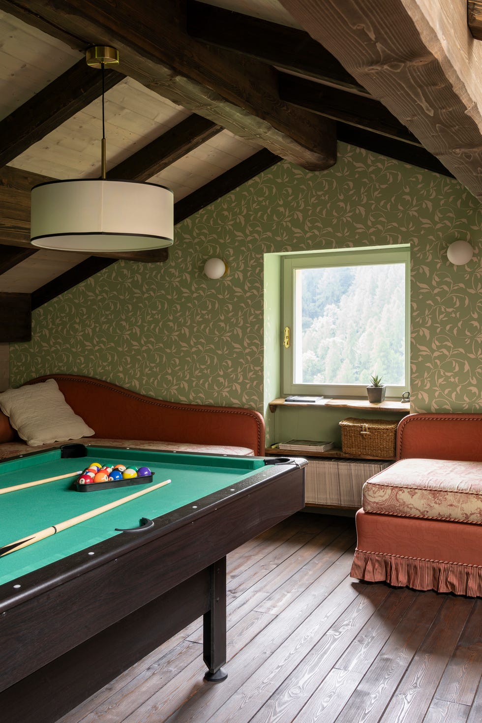 una vecchia scuola di montagna trasformata in casa vacanze