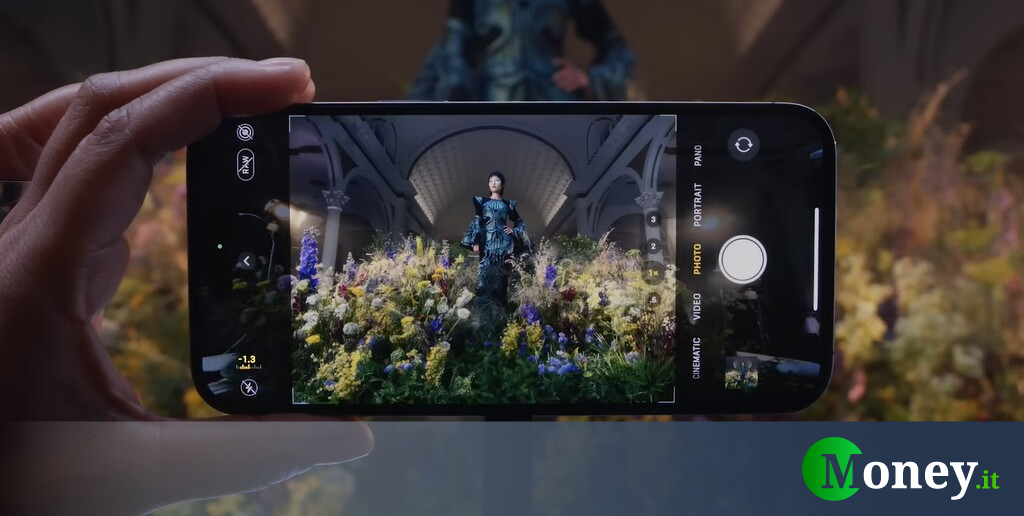 Un uomo ha acquistato due iPhone ricondizionati da Temu. Ecco cosa ha trovato quando li ha aperti