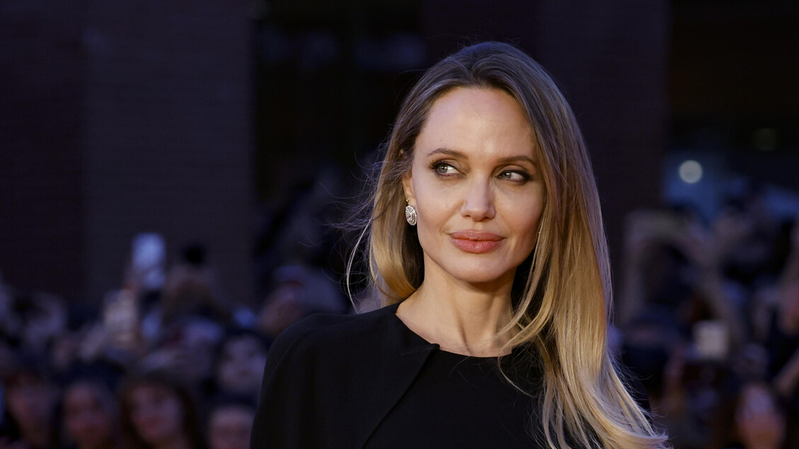 Angelina Jolie alla Festa di Roma: 'Anche con il tumore al seno non perdiamo l'identità' - Cinema