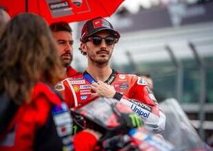 Il Ducati Lenovo Team Completa il Gran Premio d Australia Francesco Bagnaia Cade nel Finale Michele Pirro Chiude Diciottesimo