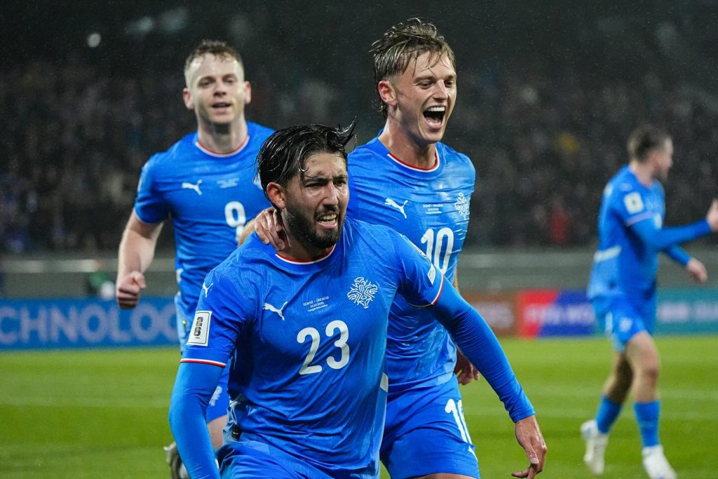 Ellertsson Gudmundssin Islanda